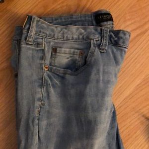 areopostale light washed jeans